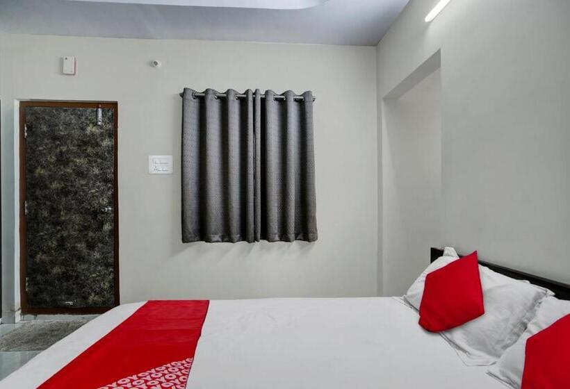 فندق Oyo Flagship 80698 Vara Residency