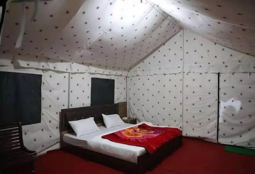 Hotelli Parker Camps