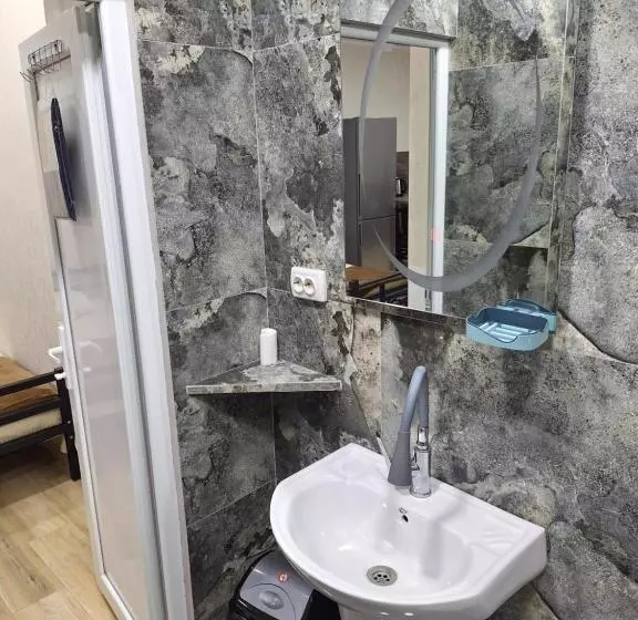 پانسیون Guest House 15a