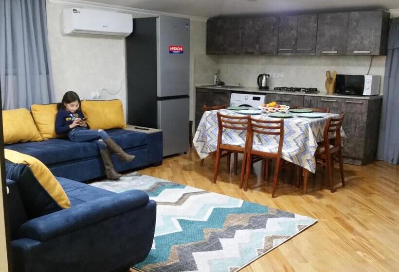 پانسیون Guest House 15a