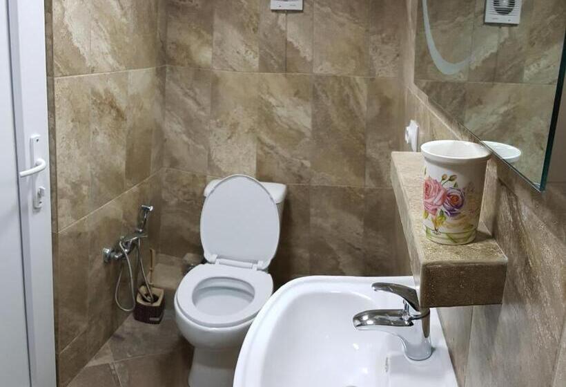 پانسیون Guest House 15a