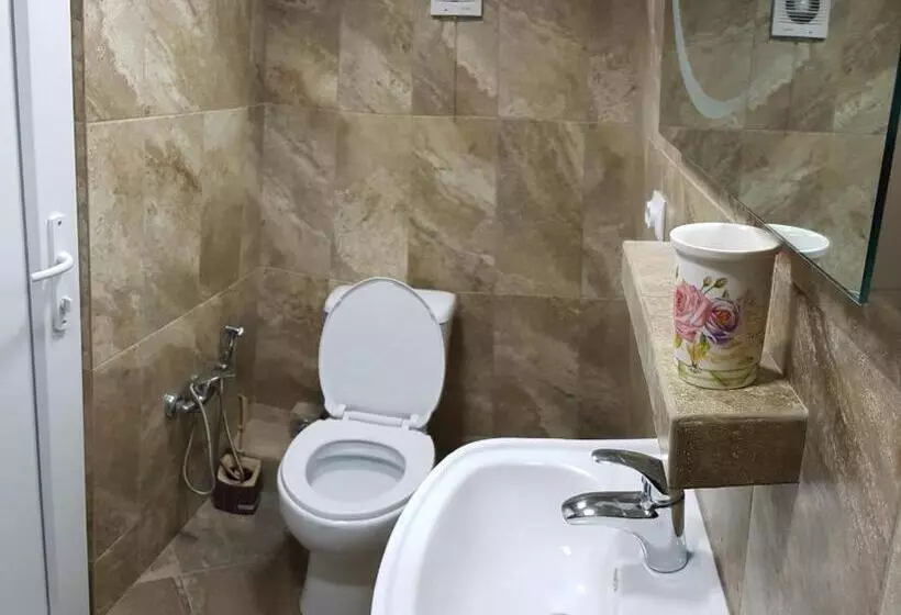 پانسیون Guest House 15a