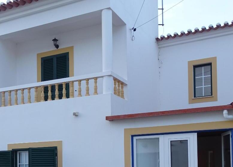 펜션 Lodge & Hike Almograve