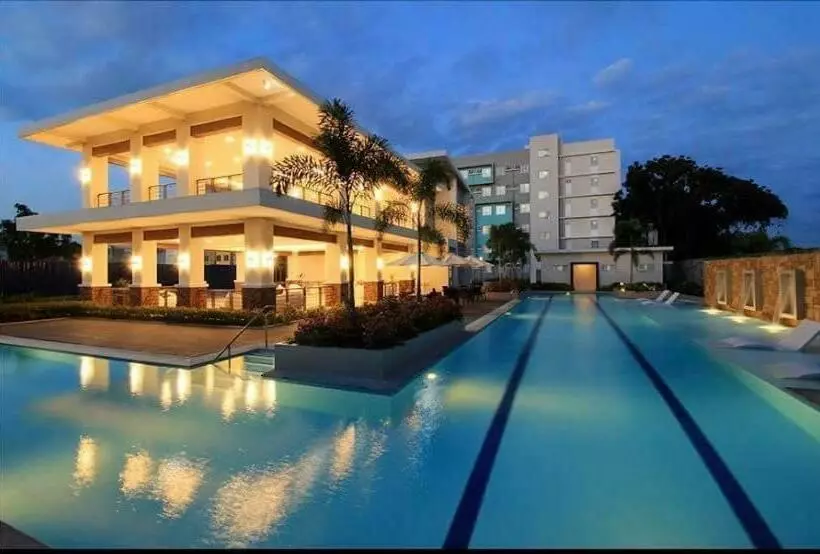 8 Spatial Condo