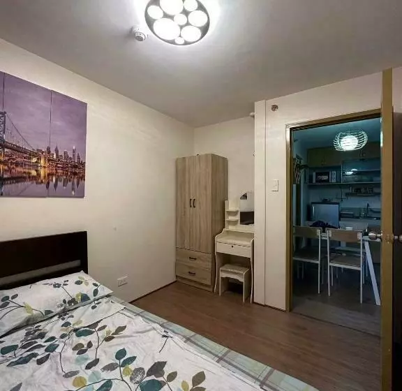 8 Spatial Condo