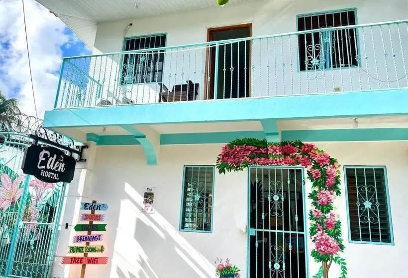 تختخواب و صبحانه Hostal Eden