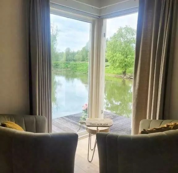 ベッドアンドブレックファースト Slapenopdewaal