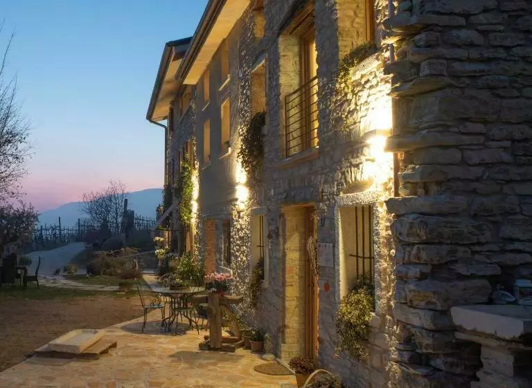 ホテル Agriturismo Casaborgomarche