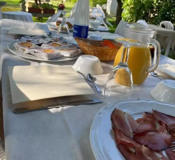 Hotelli Agriturismo Tenuta La Monaca