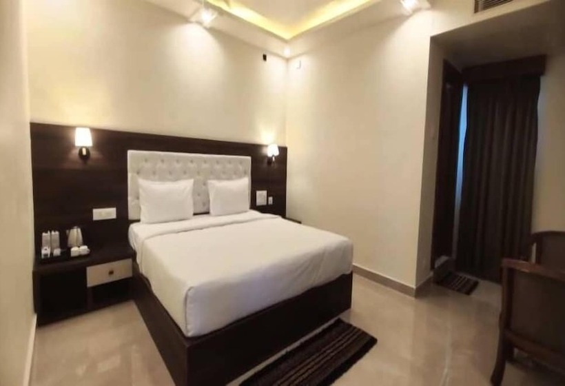 מוטל Pph Living Gnr Grand Luxury Rooms