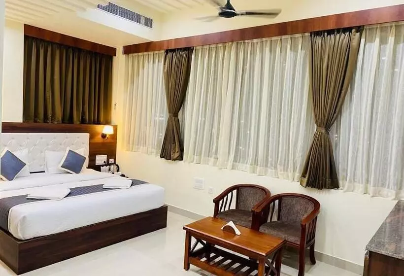 Motelli Pph Living Gnr Grand Luxury Rooms