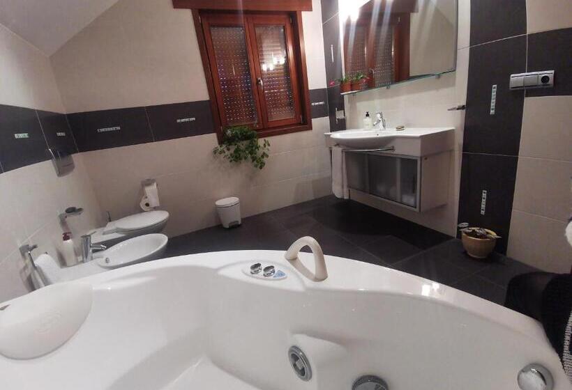 پانسیون Casa Aida