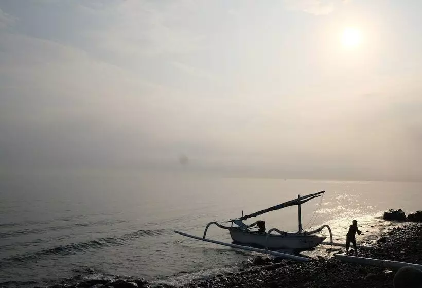 ペンション Retreat Villa Toraja Baturinggit