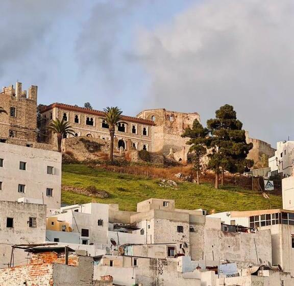 Riad Amelia : Lalla Nora Room