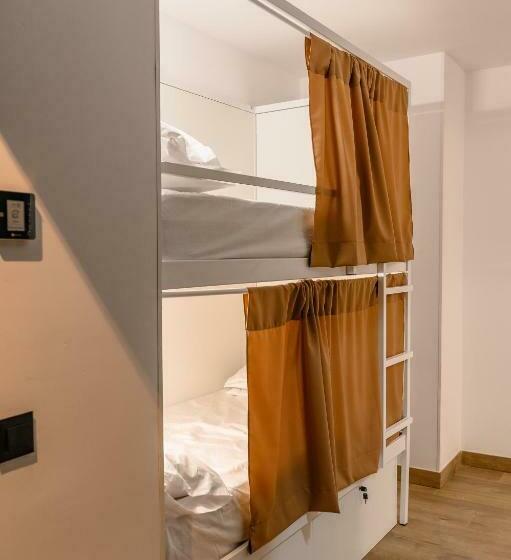 Vad Hostel Alicante Youth Hostel Age Limit 18 50