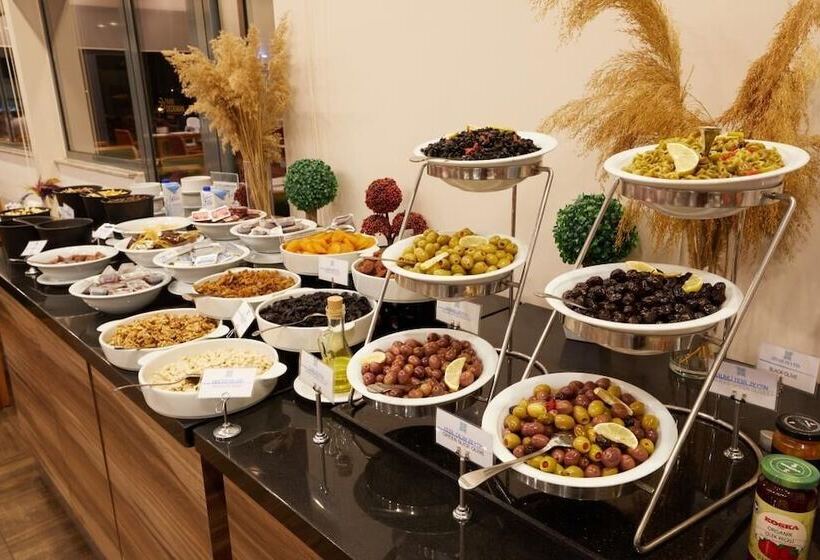 호텔 Ready To Stay By Dedeman Sarıkamış