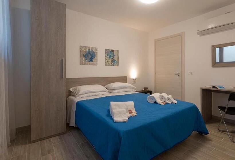 I Tre Golfi   Via Salvatore Quasimodo