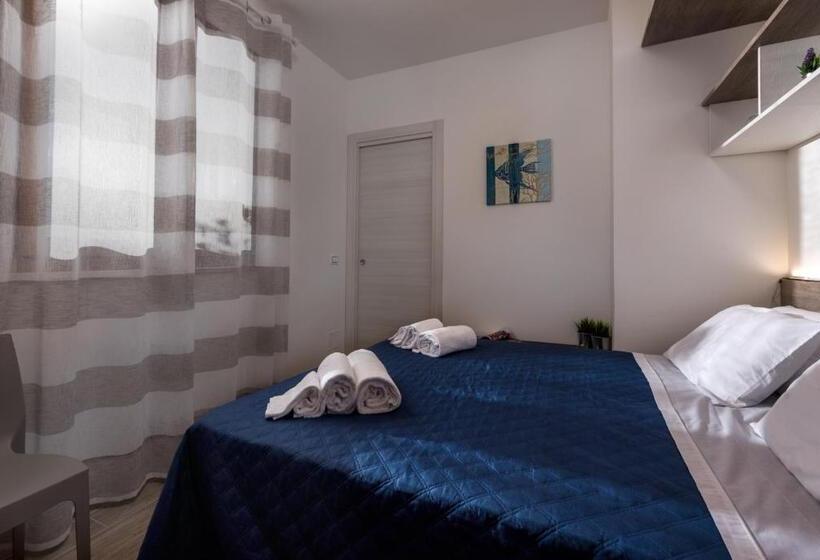 I Tre Golfi   Via Salvatore Quasimodo