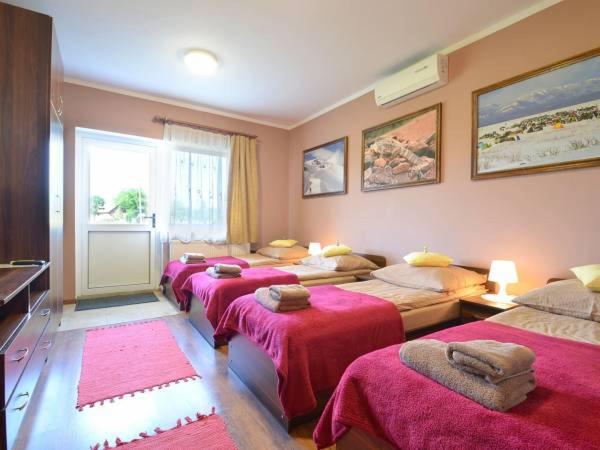 Пансион Tanie Spanie