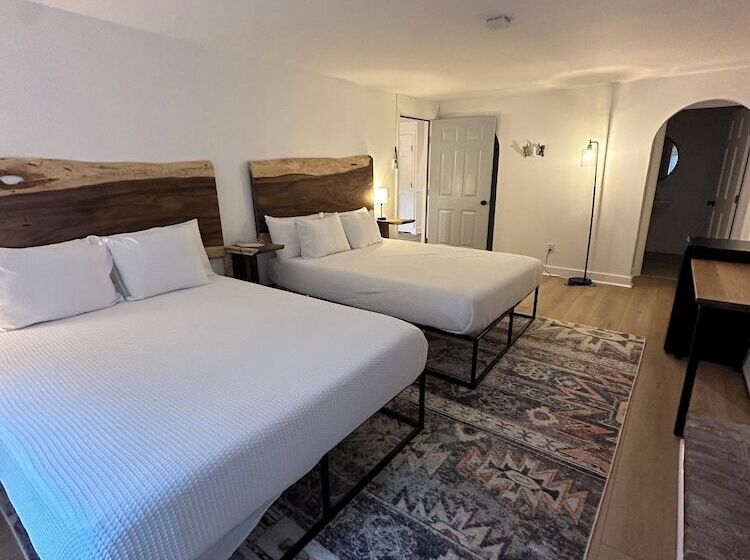 ユースホステル Sugar Maple Inn