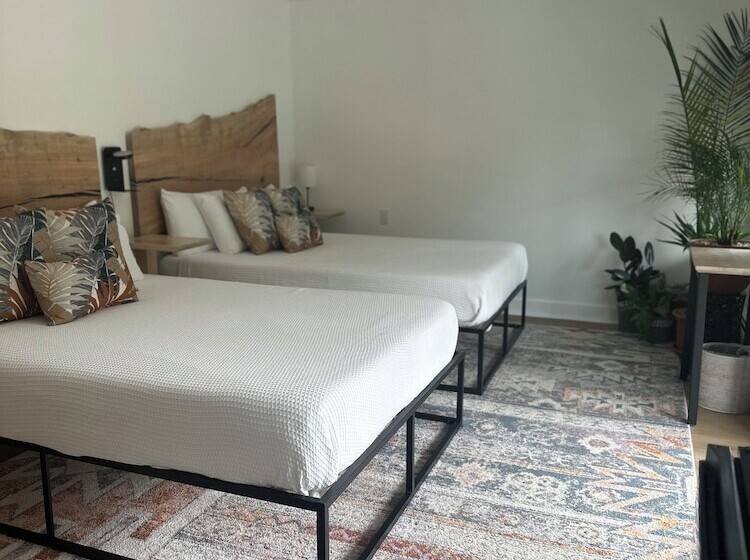 ユースホステル Sugar Maple Inn