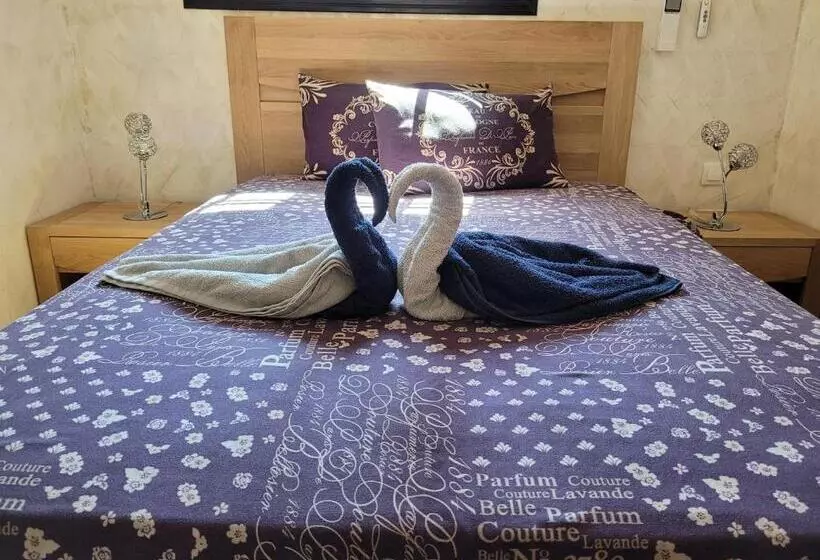 Aamiaismajoitus (B&B) Chambre D Hôte à La Villa René