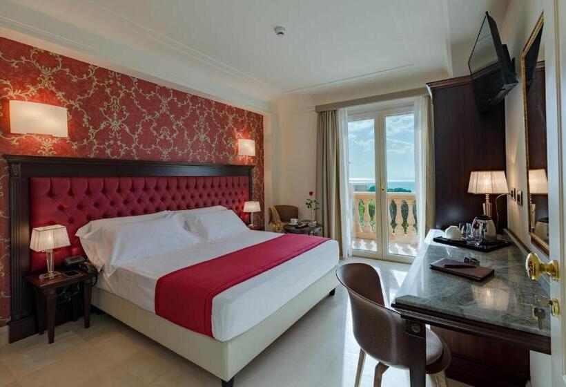 בית מלון כפרי La Paloma Blanca