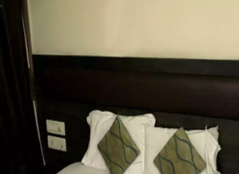 Hotel Pheonix