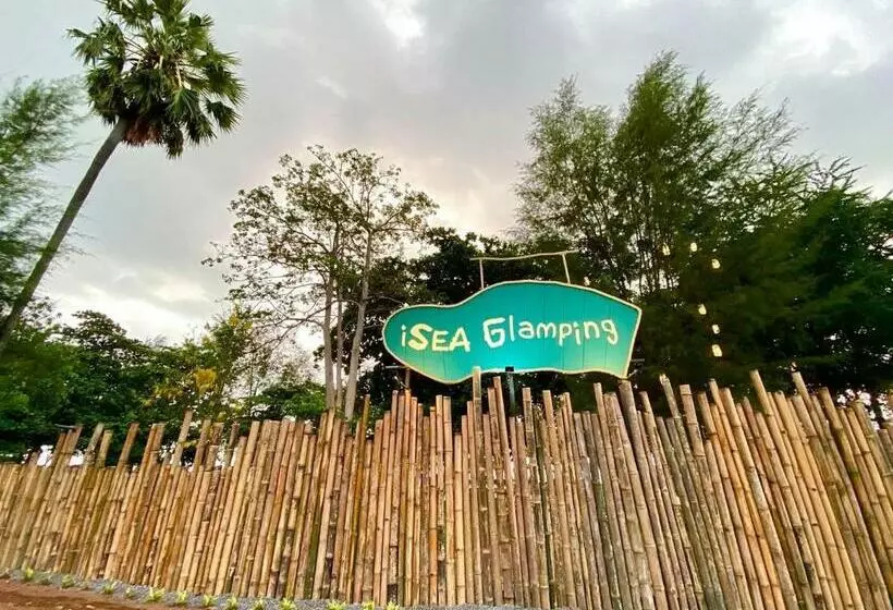 Isea Glamping Seafood Cafe Bar & Resort