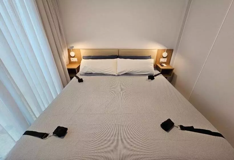 Mar Bianco - Gay Men Only