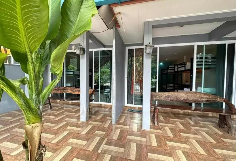 Painting Family Hostel