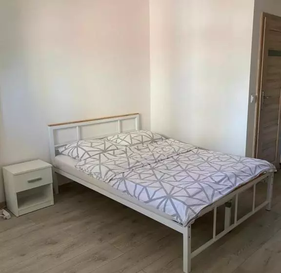 ペンション Anna Centrum Pokoje Przy Plaży