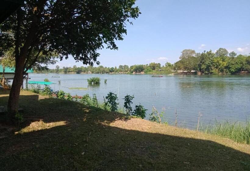 פנסיון Mr. Phaos Riverview Guesthouse & Restaurant