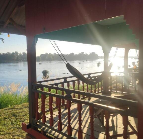 פנסיון Mr. Phaos Riverview Guesthouse & Restaurant