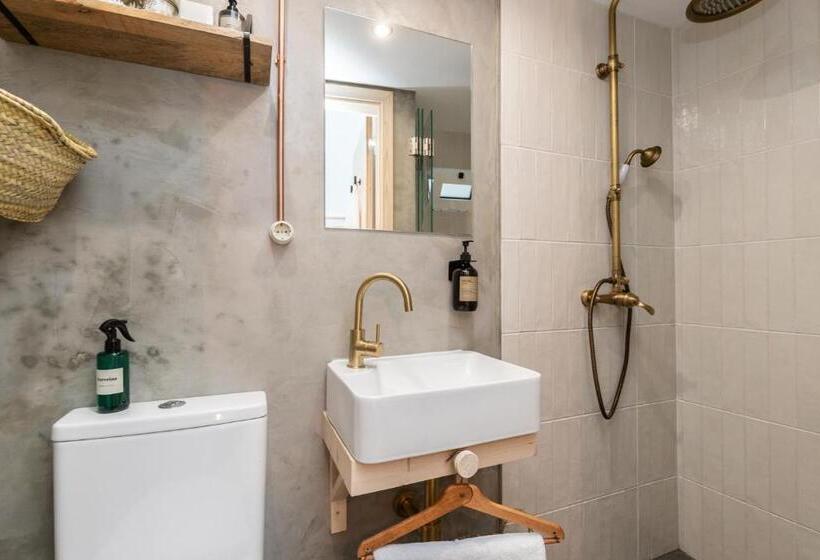 پانسیون @ Rita Splace