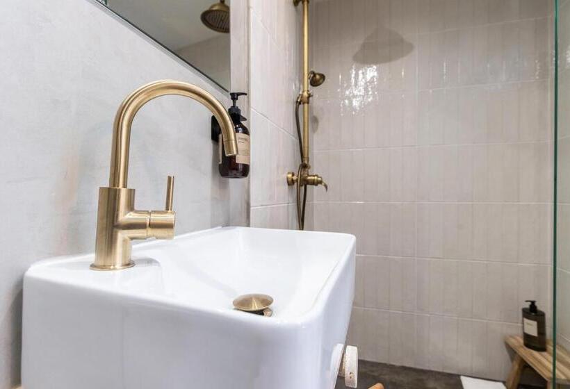 پانسیون @ Rita Splace