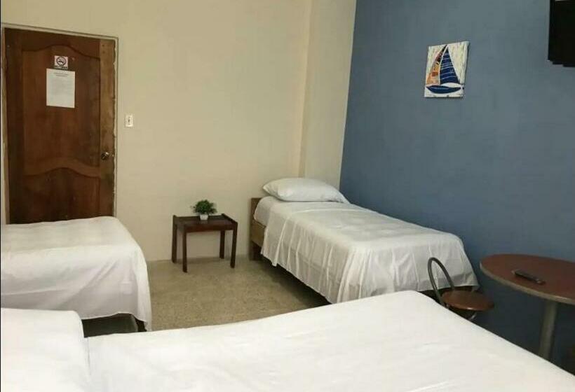 Общежитие Damarem Guest House