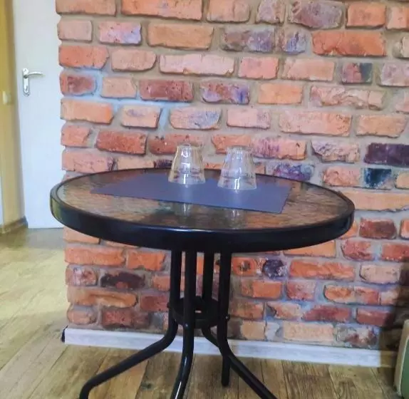 Retkeilymaja на янгеля