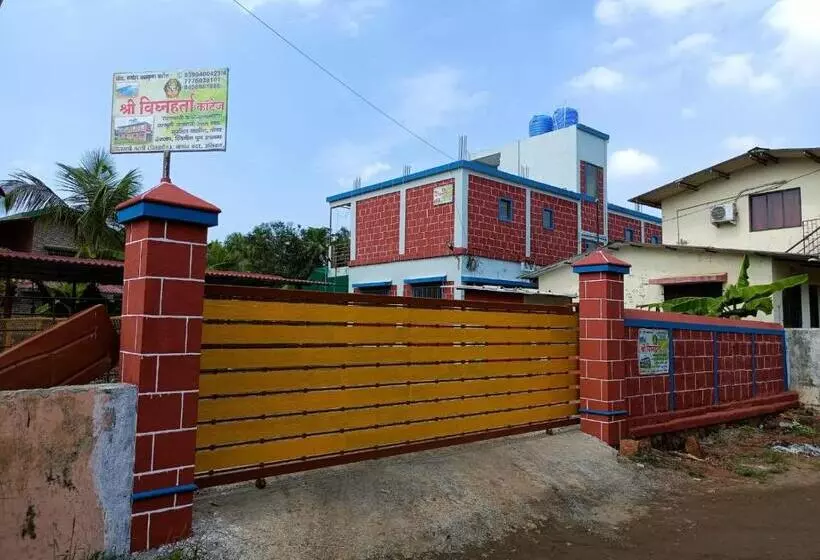 ベッドアンドブレックファースト Shree Vighnaharta Cottage