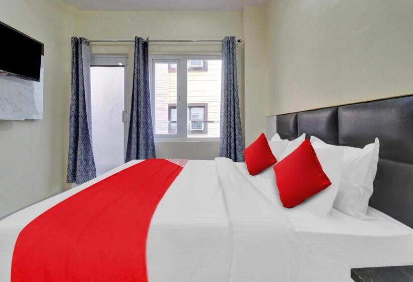 Flagship Hotel Shiv Sarover In