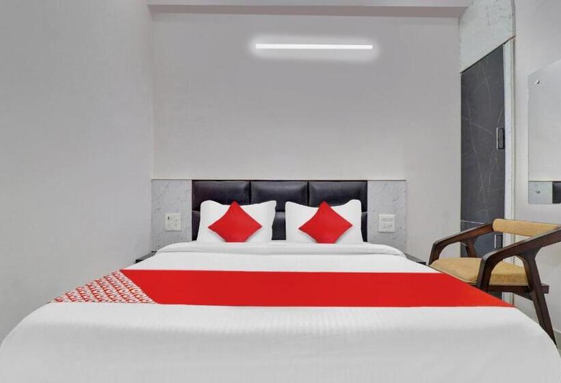 Flagship Hotel Shiv Sarover In