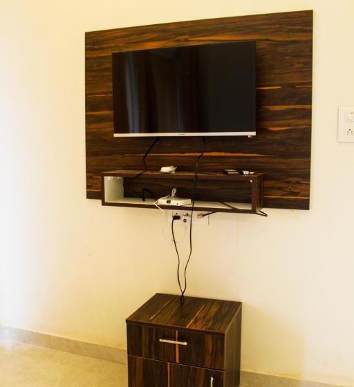 Отель Kurinji Inn