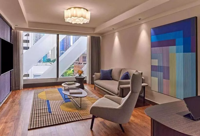 هتل Pullman Singapore Orchard