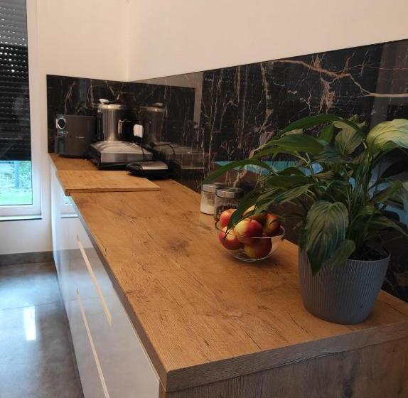 Majatalo Dom Na Brzoskwiniowej