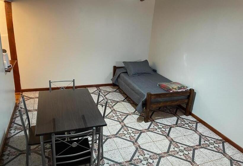 Pension Hostal New Do Rio