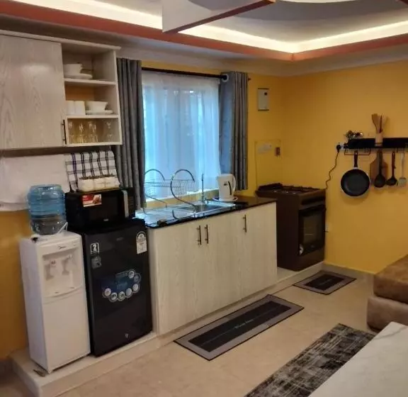 پانسیون Karen S Naivasha 1br Posh Palace