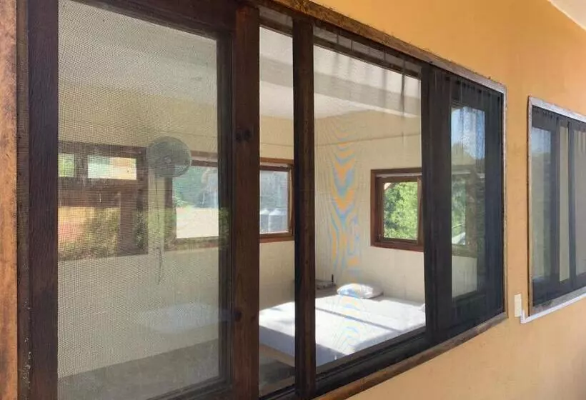 ペンション La Playa Hostel