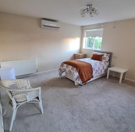 Пансион Mesa Property Services