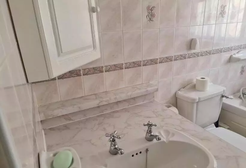 ペンション Mesa Property Services