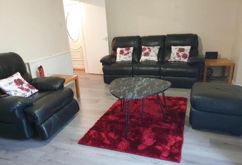 Пансион Mesa Property Services